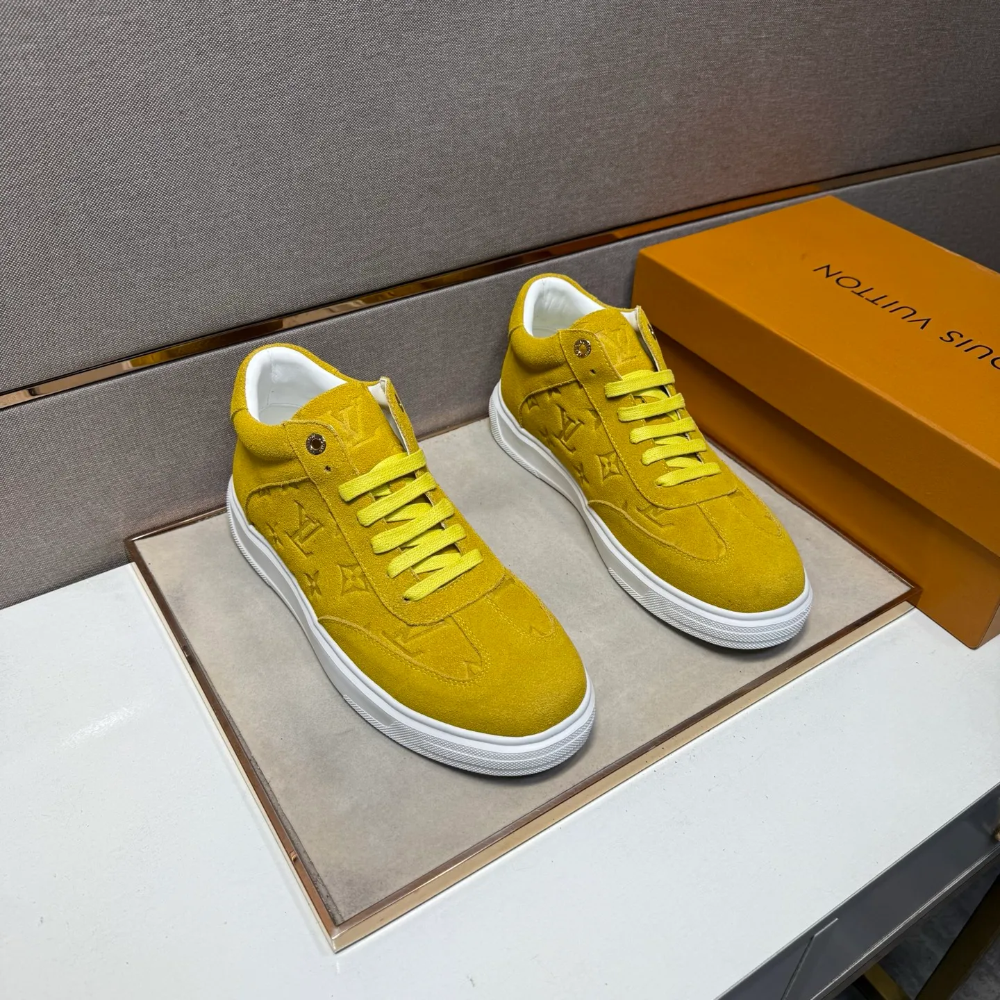 Men's men's shoes 💰pp420 [LV～] Men's casual shoes 2025z cabinet sales simultaneously 🔶Size: 38-44#️⃣ 🔷3 colors🔜The upper is made of multi-material splicing ➕Genuine leather lining, comfortable and breathable, sole: original comfortable and wear-resistant outsole, ⚠️real thing📱photographed🎬real thing is better📢📢📢